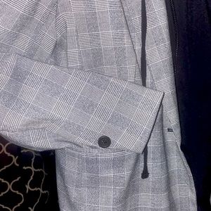 KENNETH COLE a jacket with hoodie zip-up lining!